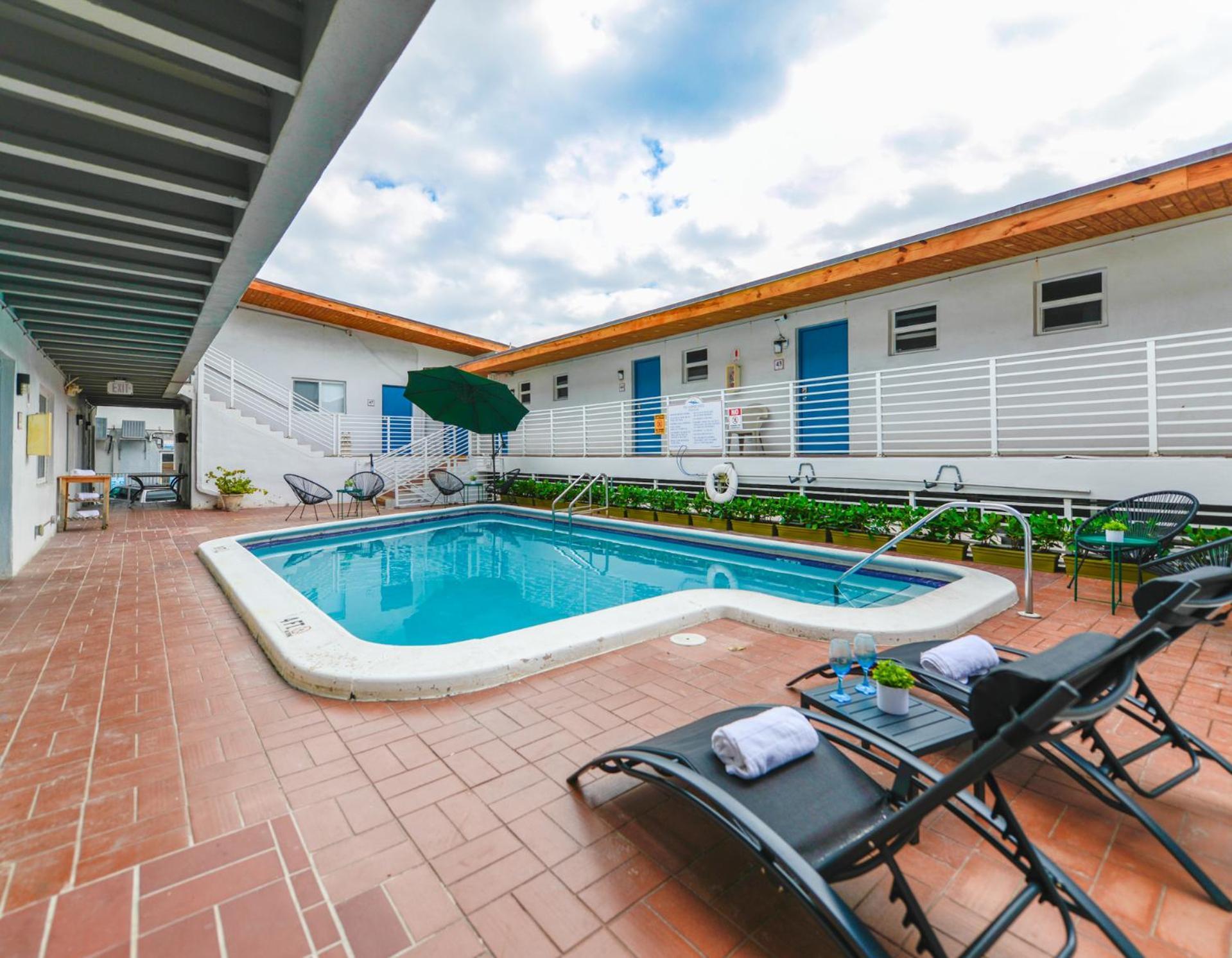 Spacious Studio With Balcony And Parking At The Beach -M46 Hollywood Eksteriør bilde